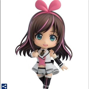 Meet your Posher, Courtney